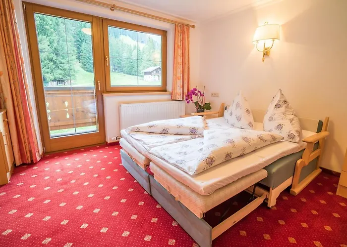 Haus Markus Bed & Breakfast 3*